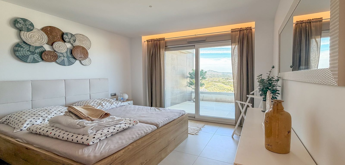 Se vende Apartamento Planta Media de 2 dormitorios en Costa Del Sol, Málaga, España