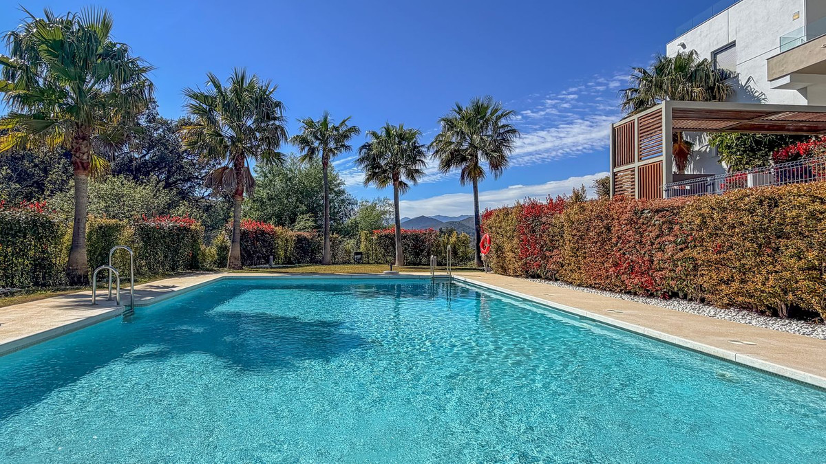 Se vende Apartamento Planta Media de 2 dormitorios en Costa Del Sol, Málaga, España