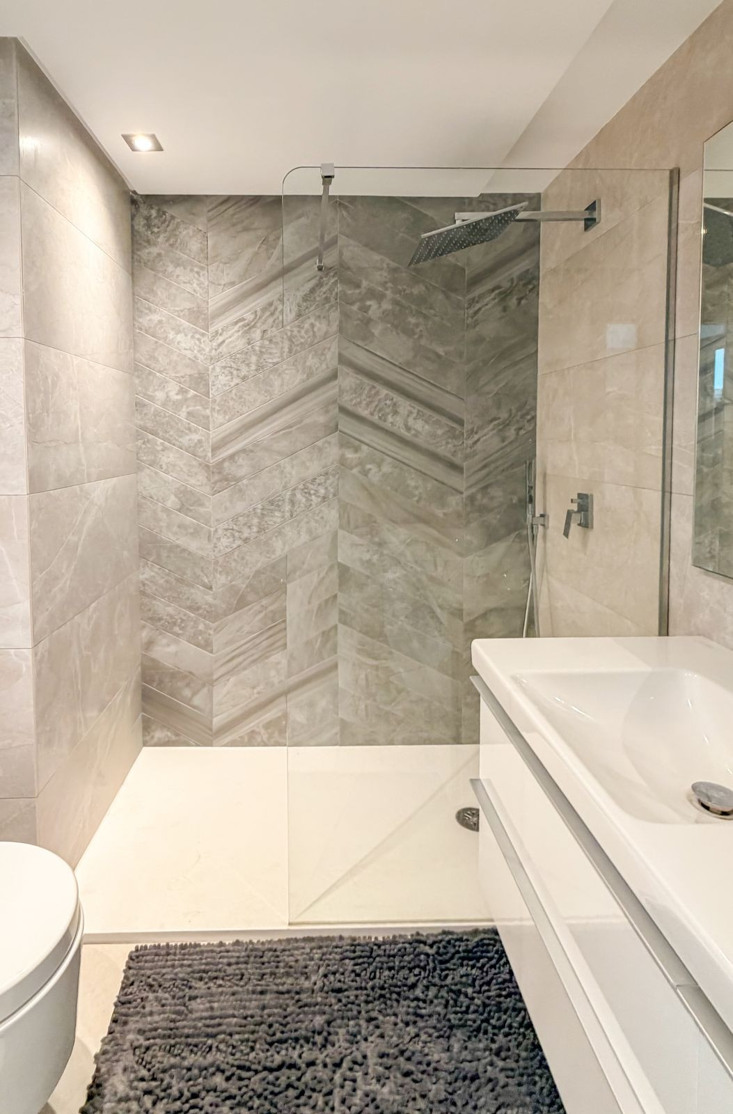 Se vende Apartamento Planta Media de 2 dormitorios en Costa Del Sol, Málaga, España