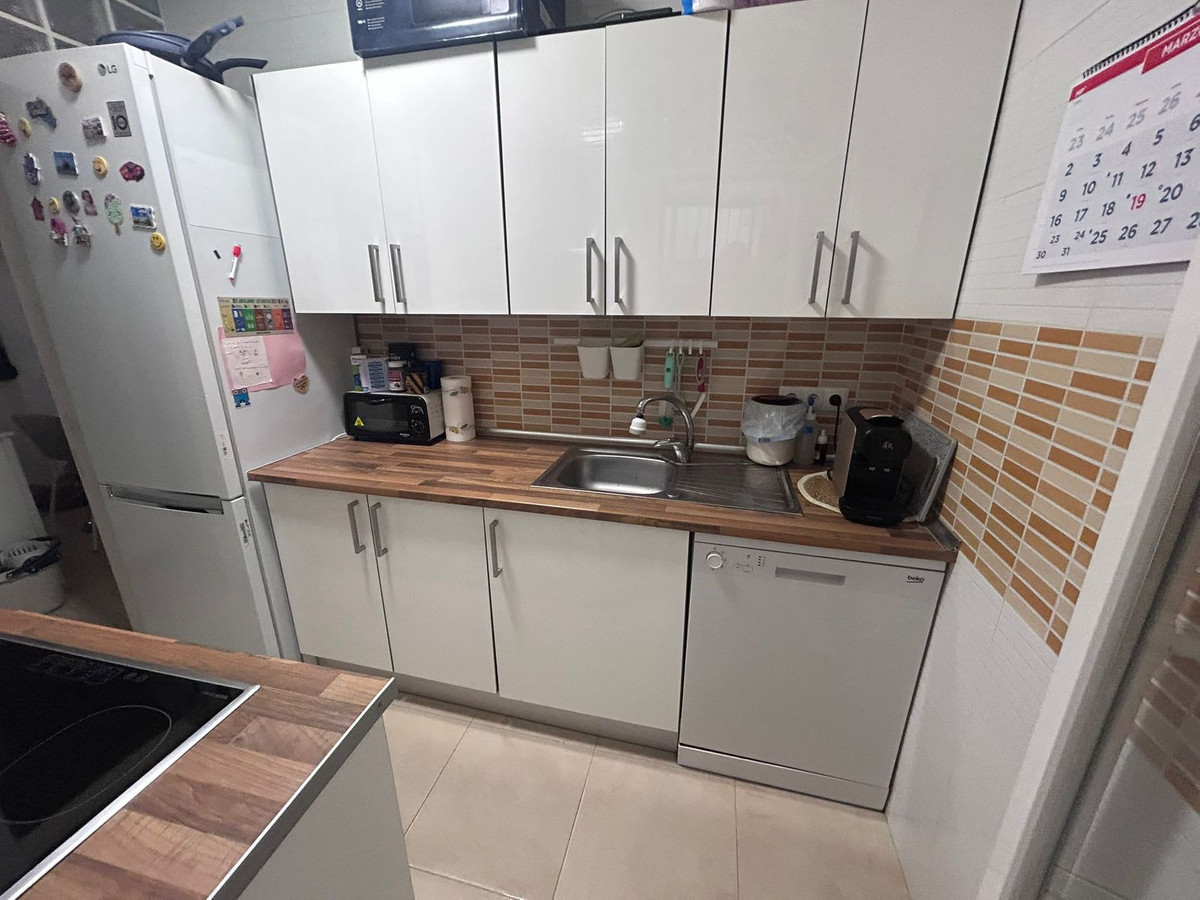 2 Bed Apartment for sale in Estepona Costa Del Sol, Málaga, Spain