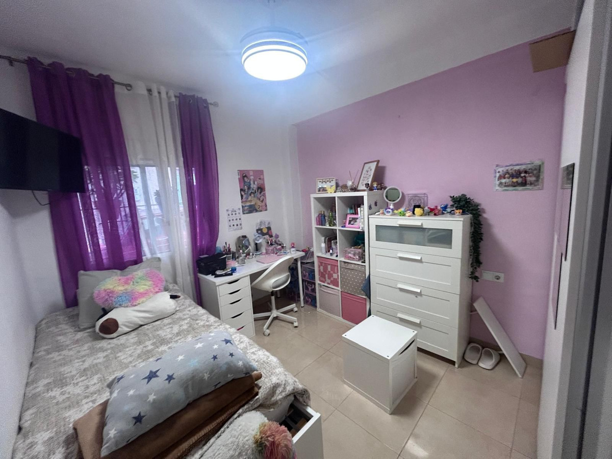 2 Bed Apartment for sale in Estepona Costa Del Sol, Málaga, Spain
