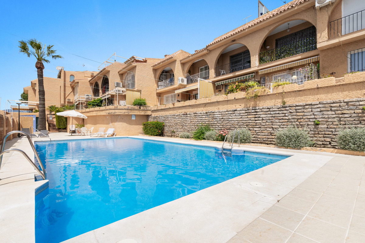 1 Bed Apartment for sale in Estepona Costa Del Sol, Málaga, Spain
