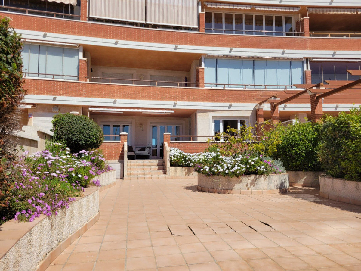 3 Bed Apartment for sale in Calpe Costa Blanca, Alicante, Spain