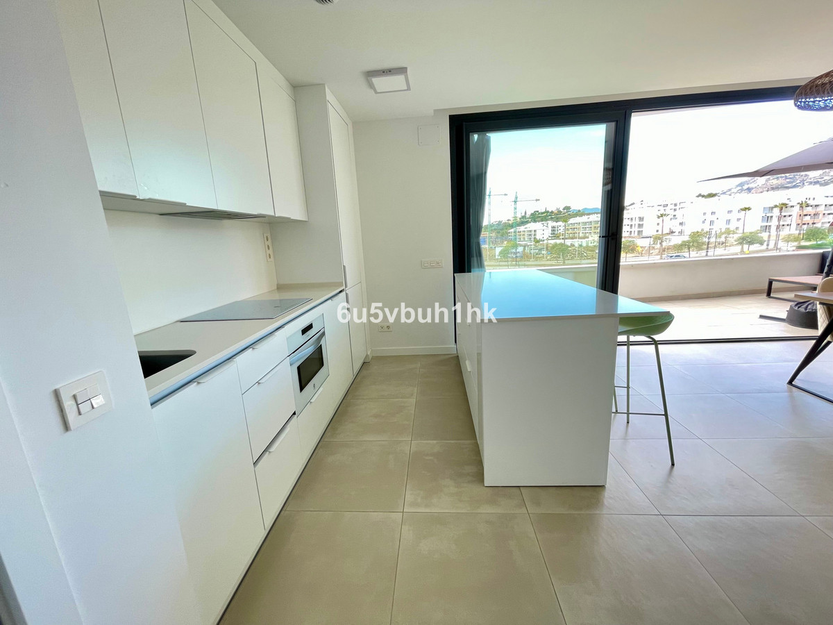 2 Bed Apartment for sale in Fuengirola Costa Del Sol, Málaga, Spain