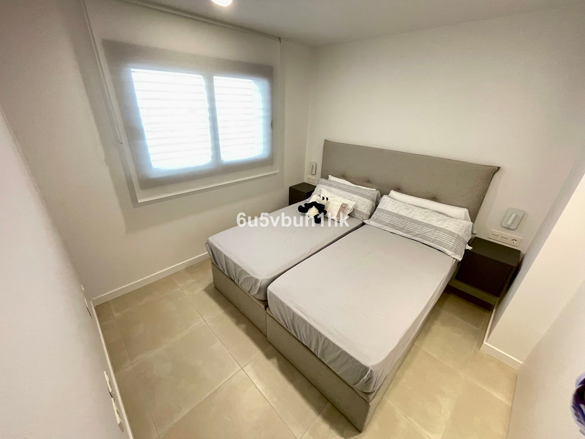 2 Bed Apartment for sale in Fuengirola Costa Del Sol, Málaga, Spain
