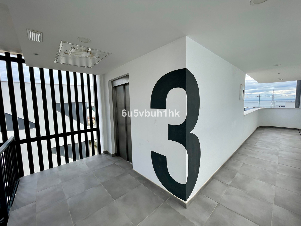 2 Bed Apartment for sale in Fuengirola Costa Del Sol, Málaga, Spain