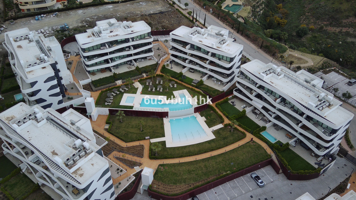 2 Bed Apartment for sale in Fuengirola Costa Del Sol, Málaga, Spain
