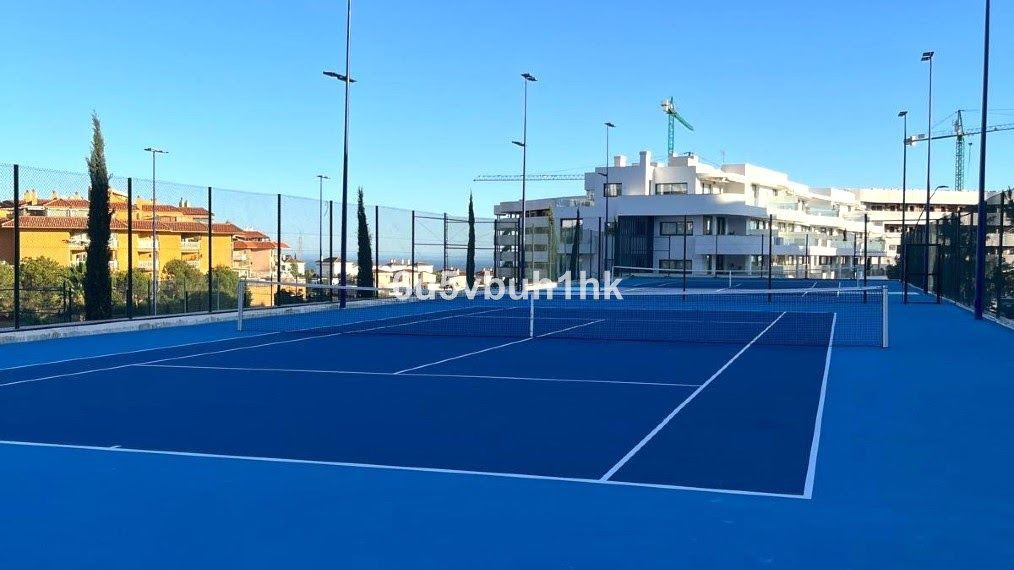 2 Bed Apartment for sale in Fuengirola Costa Del Sol, Málaga, Spain