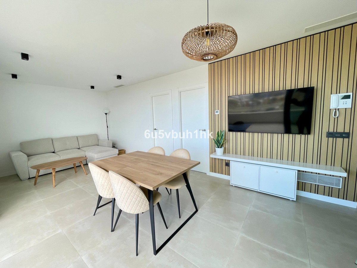 2 Bed Apartment for sale in Fuengirola Costa Del Sol, Málaga, Spain