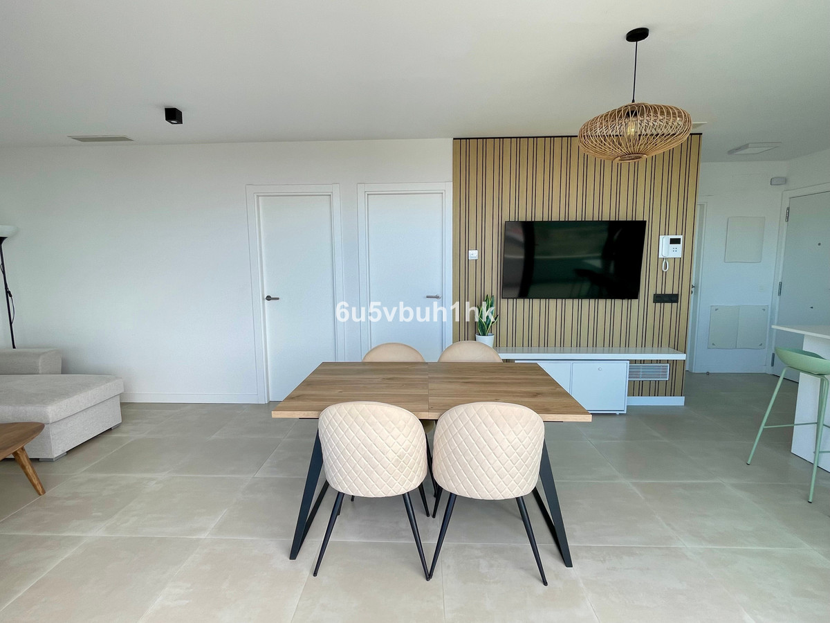 2 Bed Apartment for sale in Fuengirola Costa Del Sol, Málaga, Spain
