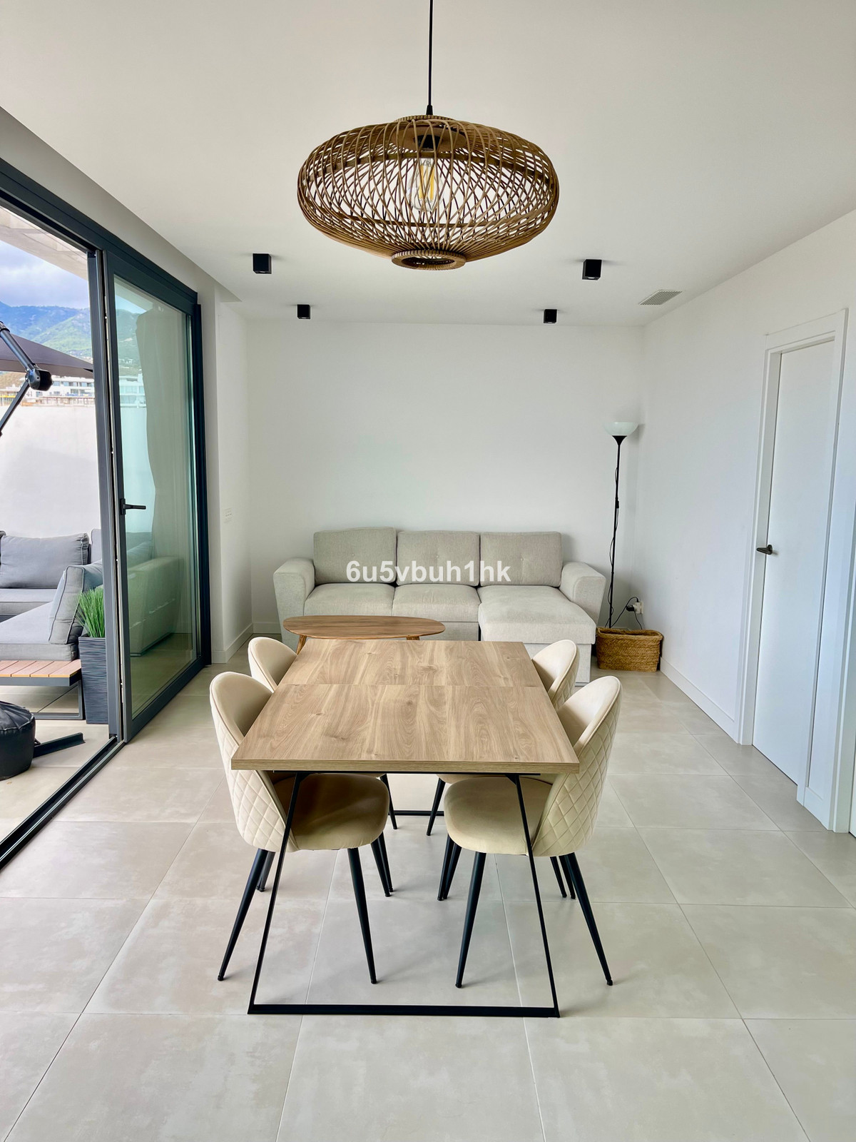 2 Bed Apartment for sale in Fuengirola Costa Del Sol, Málaga, Spain