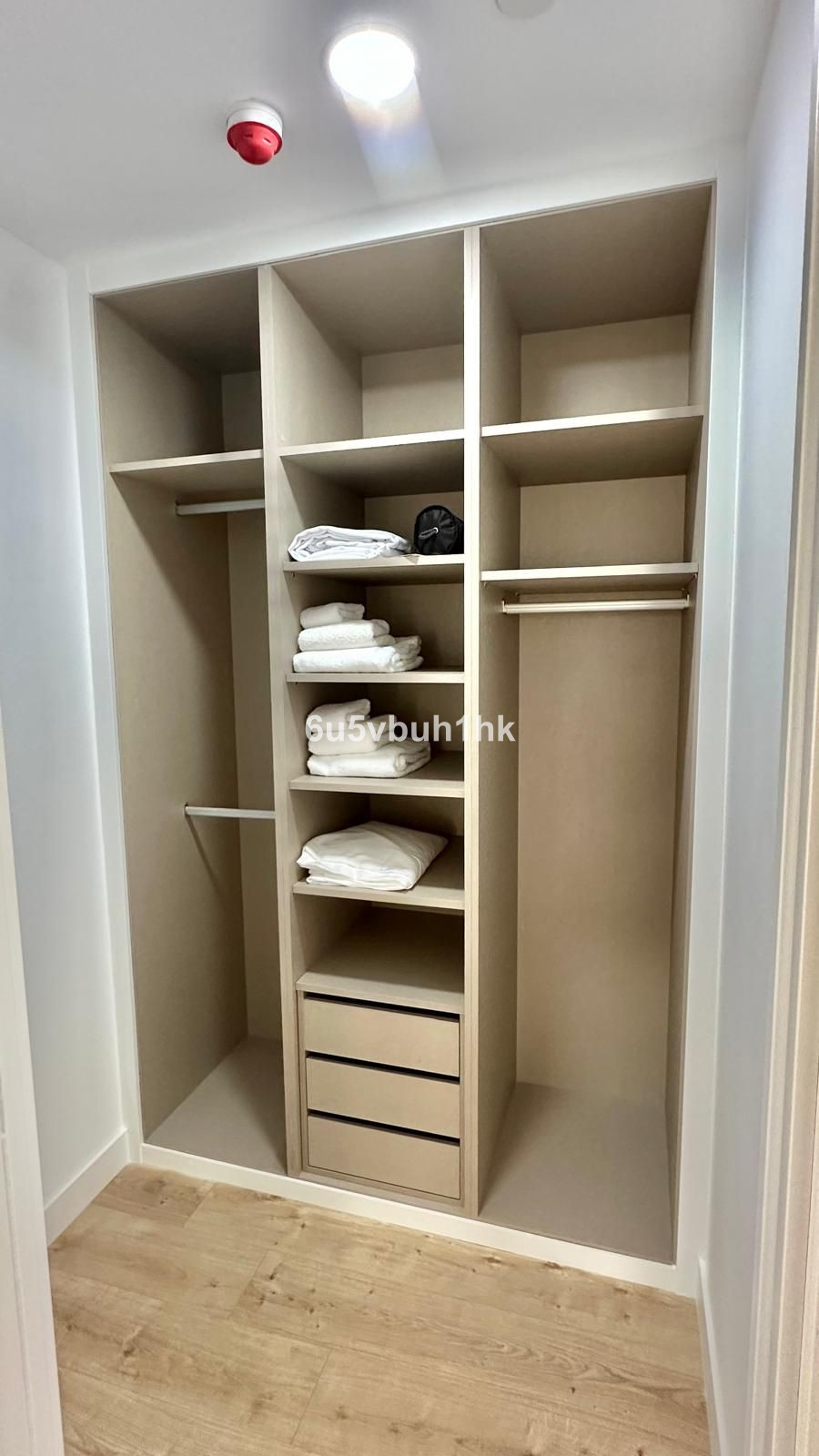 Se vende Apartamento Planta Baja de 4 dormitorios en Costa Del Sol, Málaga, España