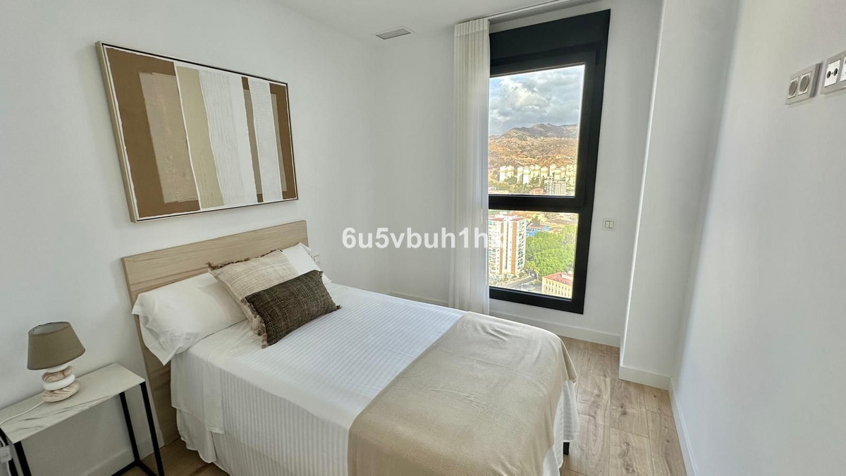 Se vende Apartamento Planta Baja de 4 dormitorios en Costa Del Sol, Málaga, España
