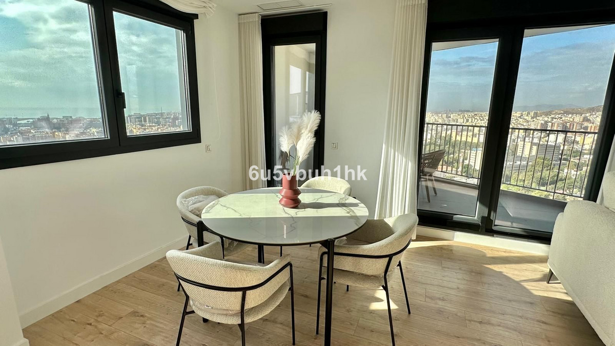 Se vende Apartamento Planta Baja de 4 dormitorios en Costa Del Sol, Málaga, España