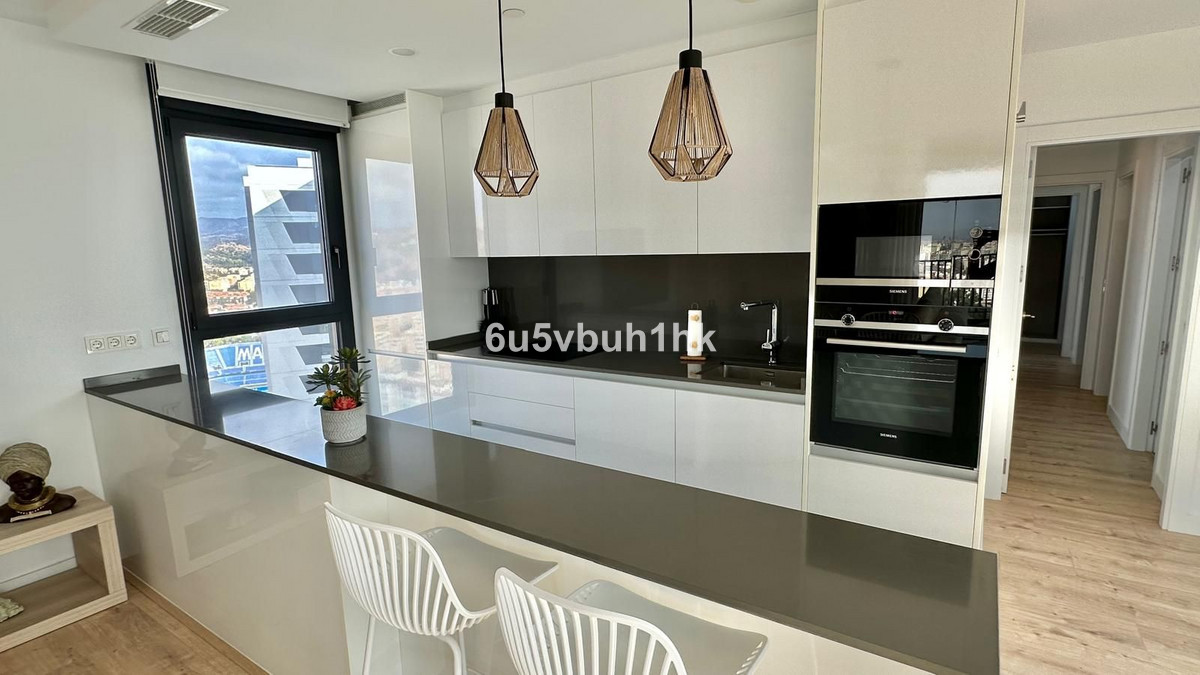 Se vende Apartamento Planta Baja de 4 dormitorios en Costa Del Sol, Málaga, España
