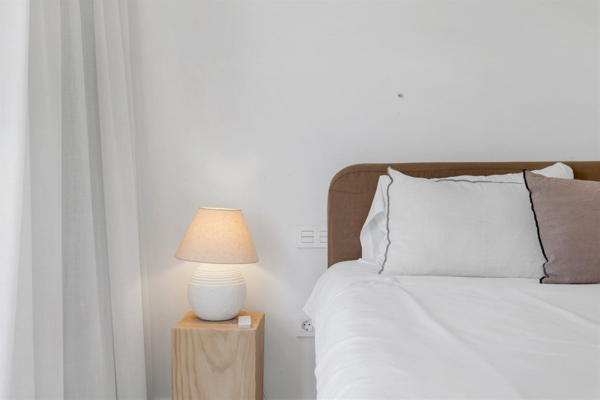 2 Bed Apartment for sale in Nueva Andalucía Costa Del Sol, Málaga, Spain