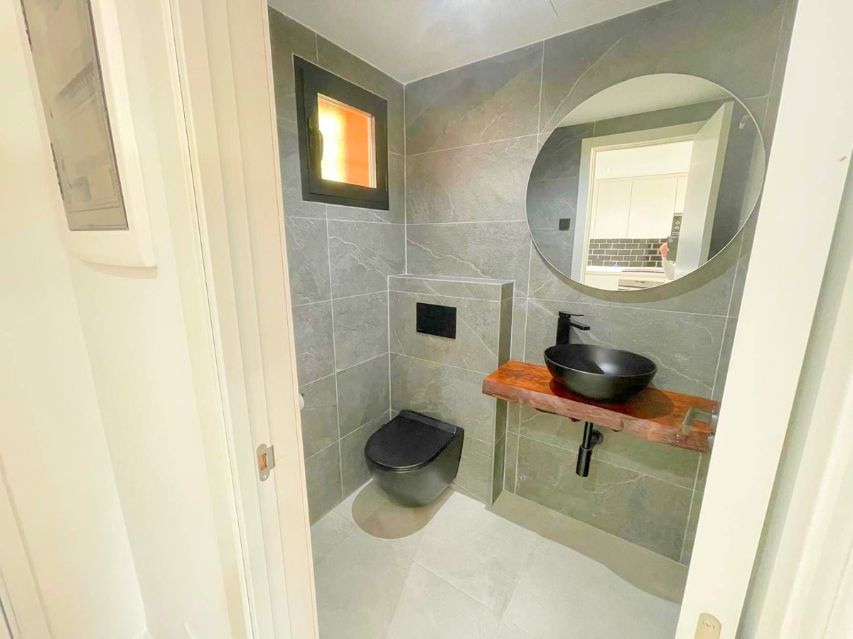 3 Bed Townhouse for sale in El Paraiso Costa Del Sol, Málaga, Spain