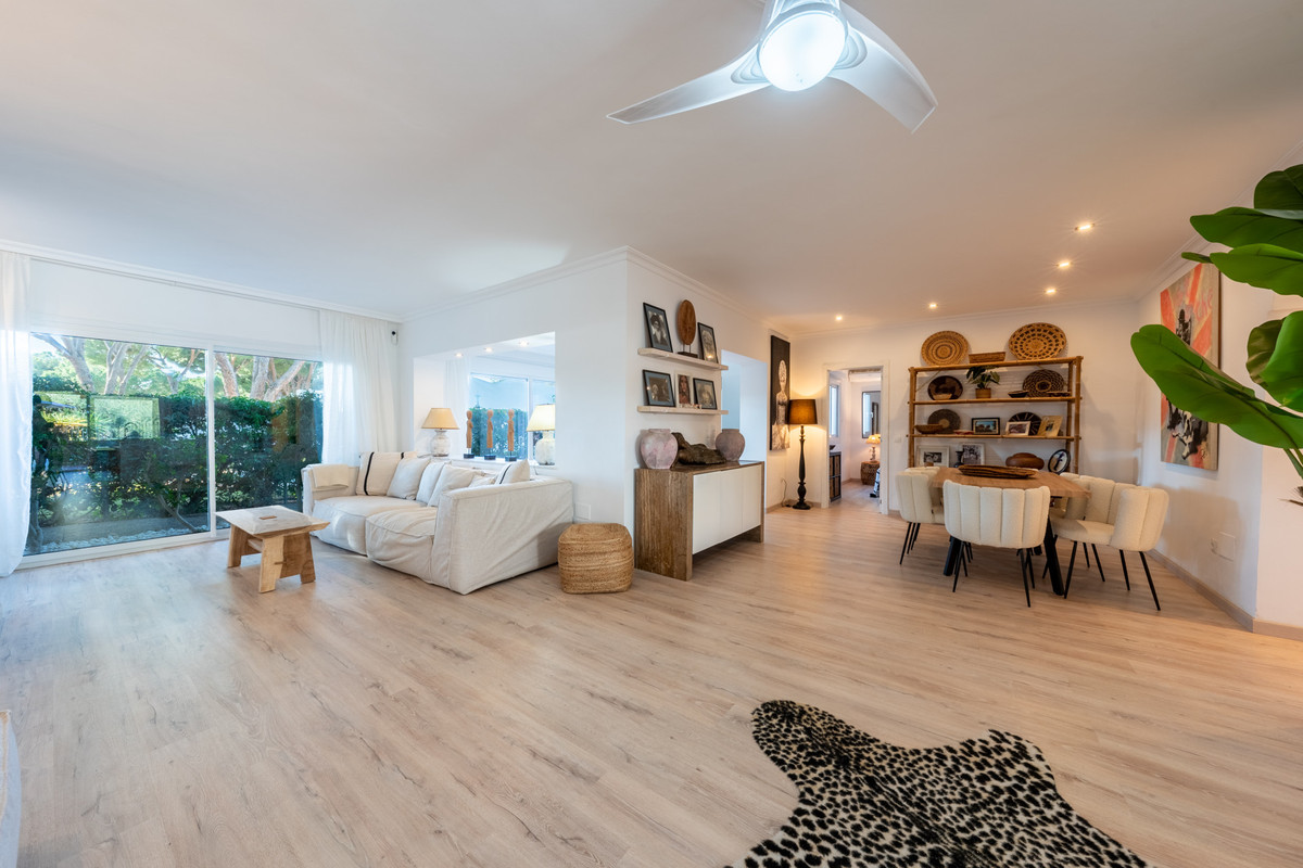 3 Bed Townhouse for sale in Hacienda Las Chapas Costa Del Sol, Málaga, Spain