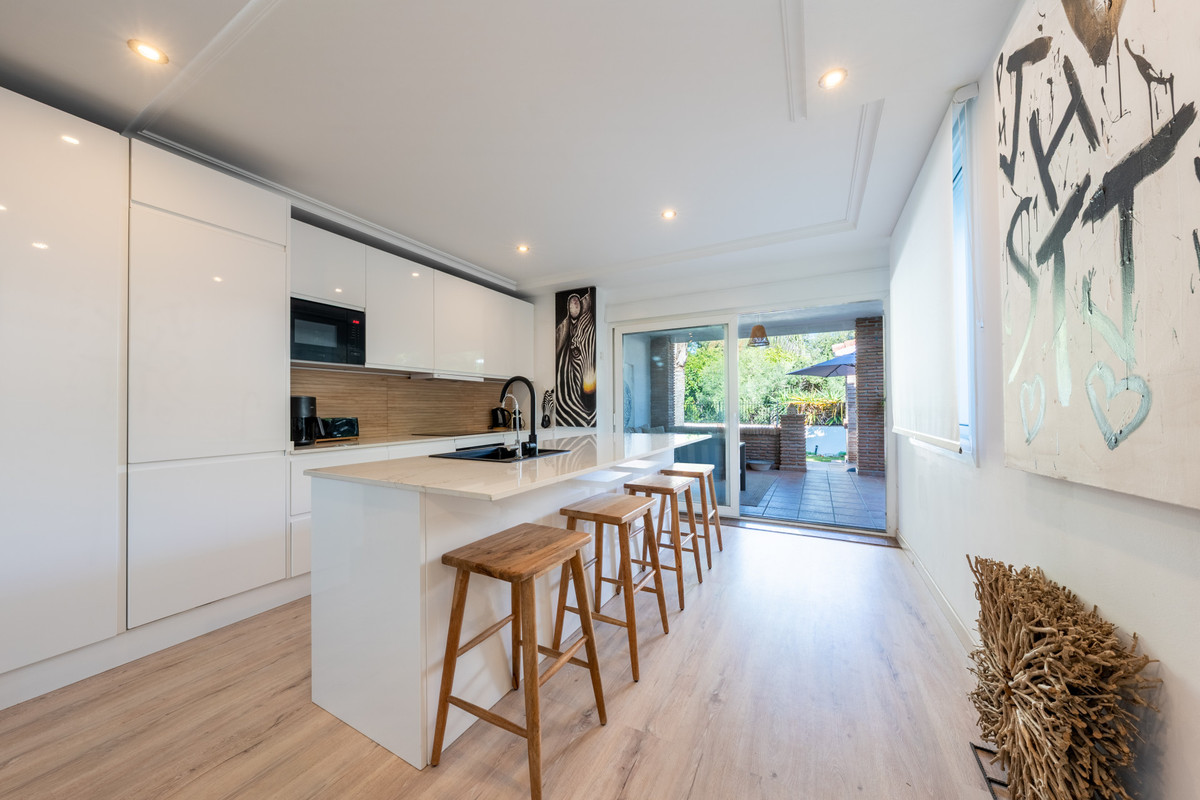 3 Bed Townhouse for sale in Hacienda Las Chapas Costa Del Sol, Málaga, Spain
