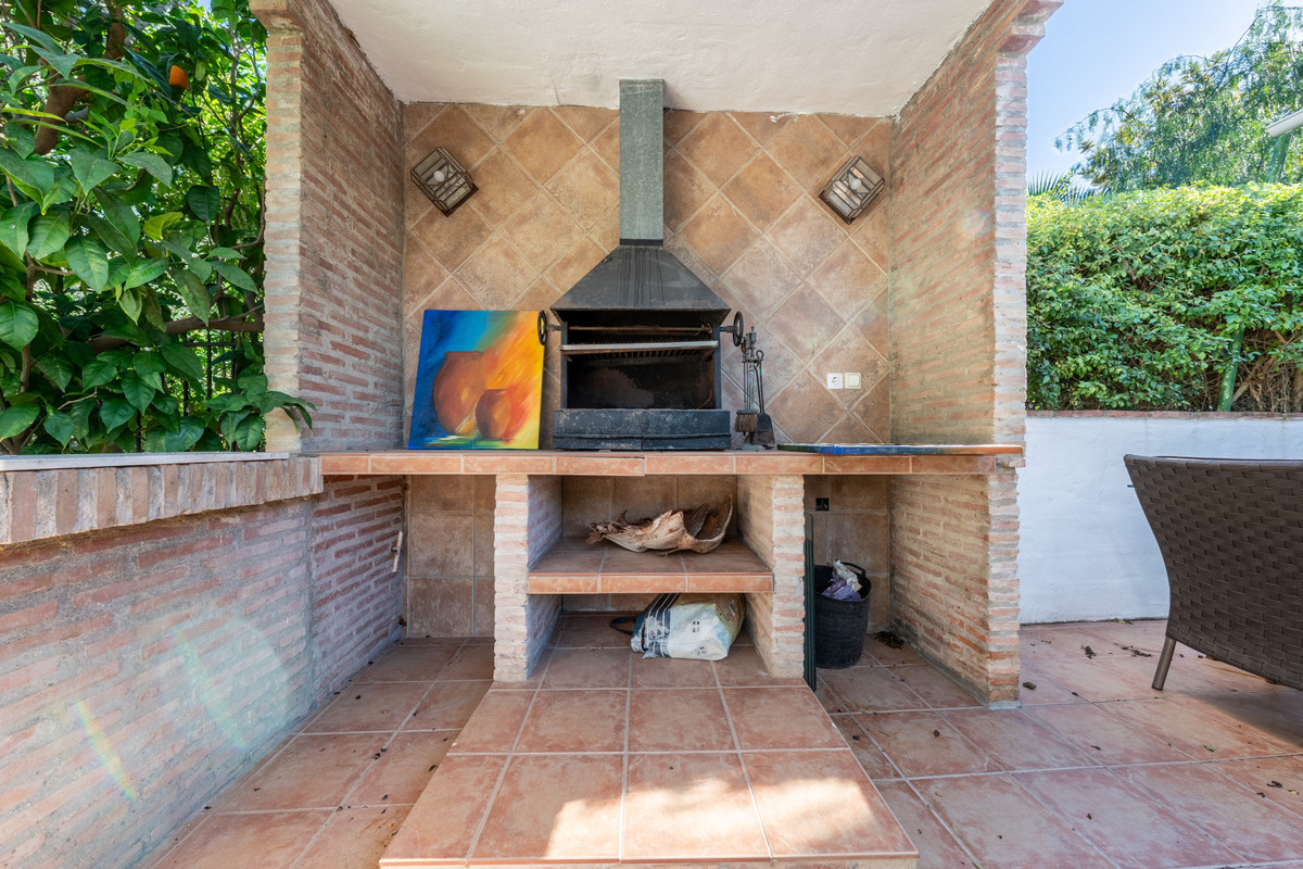 3 Bed Townhouse for sale in Hacienda Las Chapas Costa Del Sol, Málaga, Spain