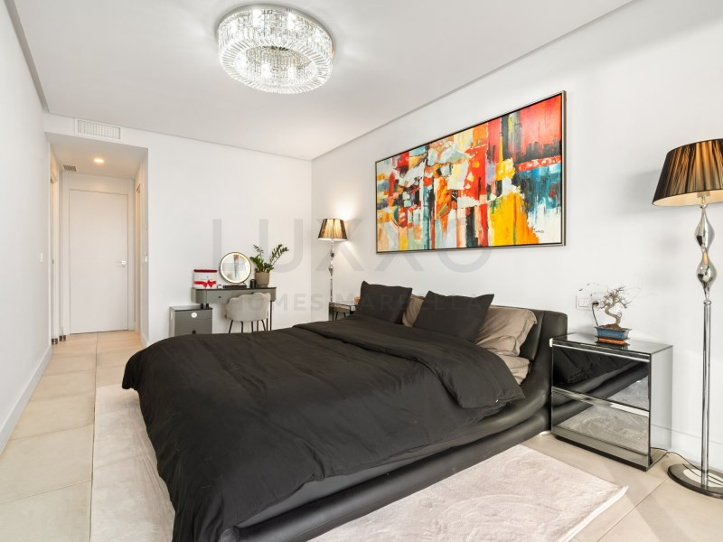 3 Bed Apartment for sale in Marbella Costa Del Sol, Málaga, Spain