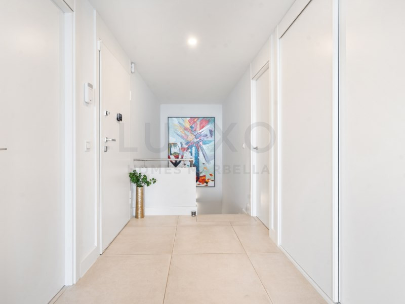 3 Bed Apartment for sale in Marbella Costa Del Sol, Málaga, Spain