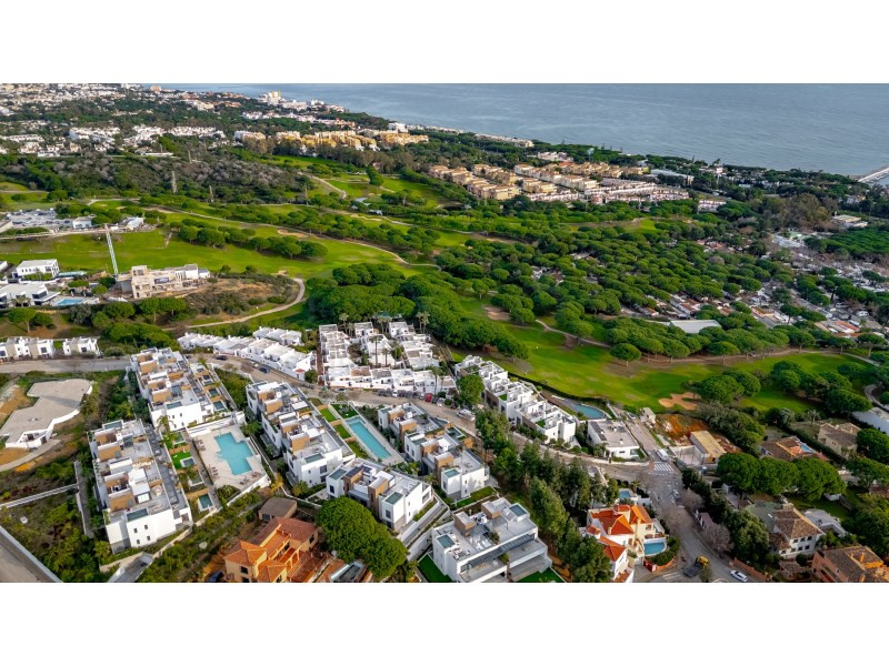 3 Bed Apartment for sale in Marbella Costa Del Sol, Málaga, Spain