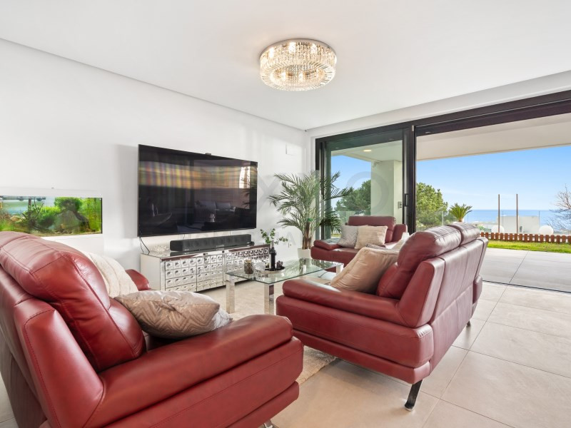 3 Bed Apartment for sale in Marbella Costa Del Sol, Málaga, Spain