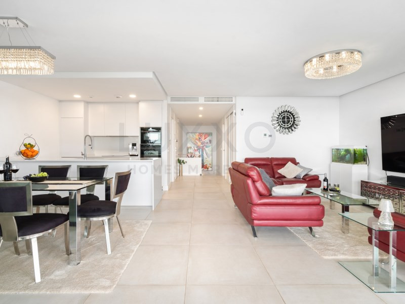 3 Bed Apartment for sale in Marbella Costa Del Sol, Málaga, Spain