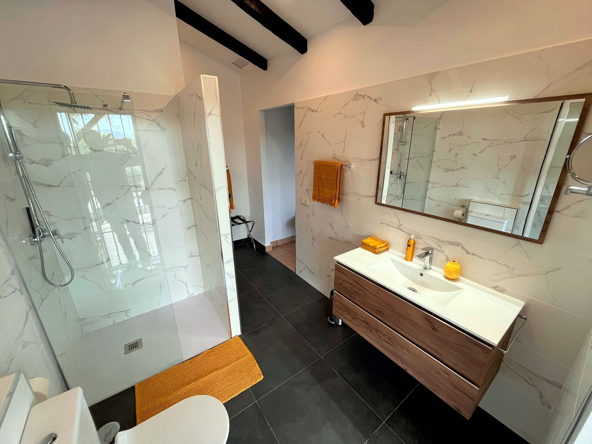 4 Bed Townhouse for sale in Alhaurín El Grande Costa Del Sol, Málaga, Spain