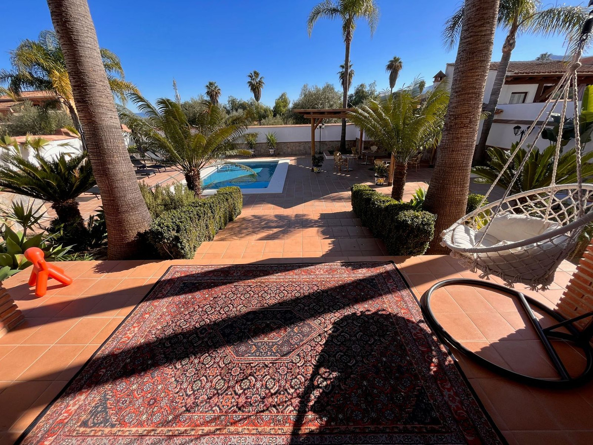4 Bed Townhouse for sale in Alhaurín El Grande Costa Del Sol, Málaga, Spain