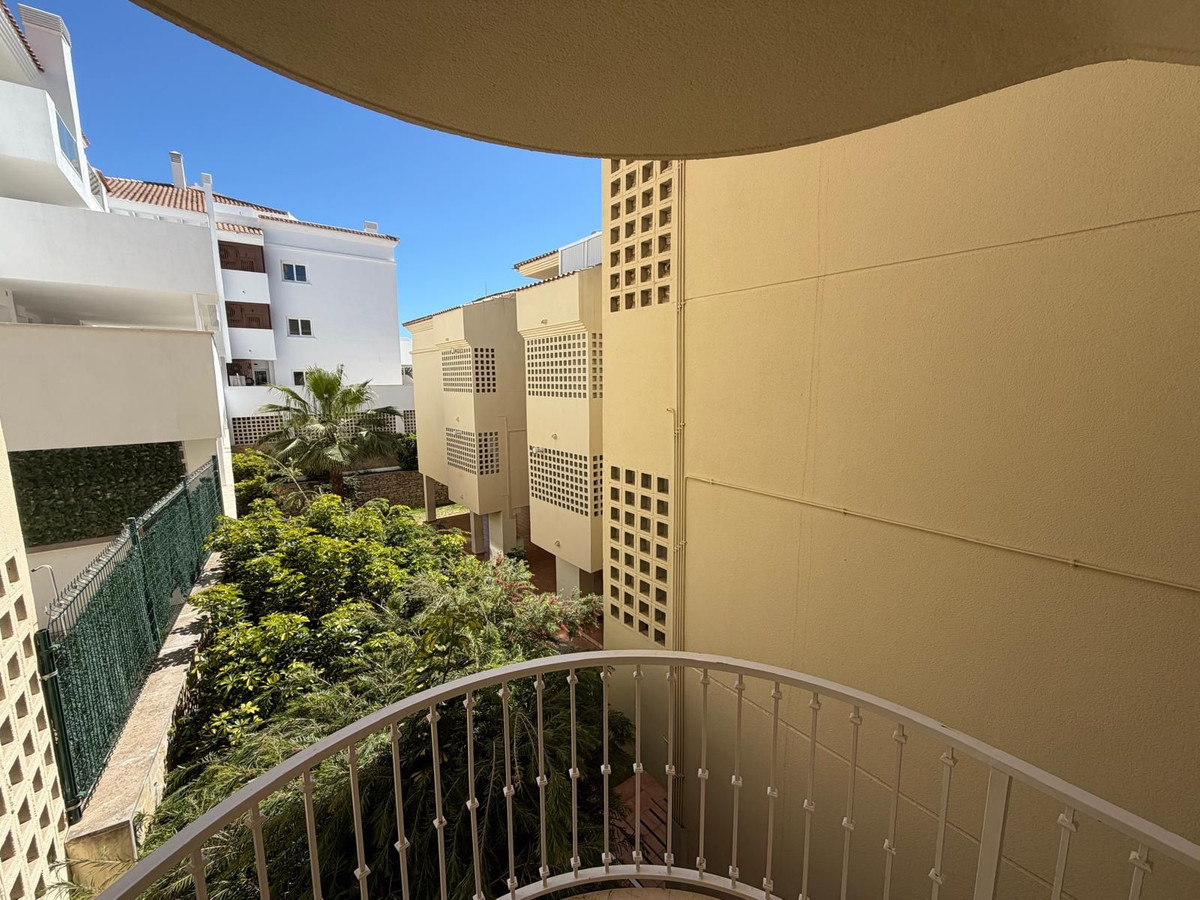 2 Bed Apartment for sale in Torreblanca Costa Del Sol, Málaga, Spain