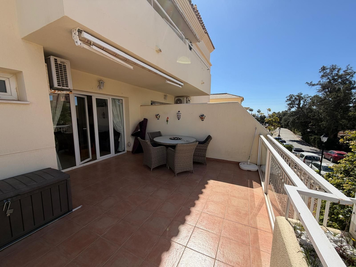 2 Bed Apartment for sale in Torreblanca Costa Del Sol, Málaga, Spain