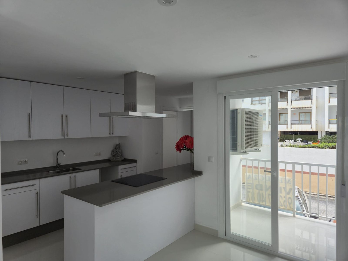 3 Bed Apartment for sale in Los Boliches Costa Del Sol, Málaga, Spain