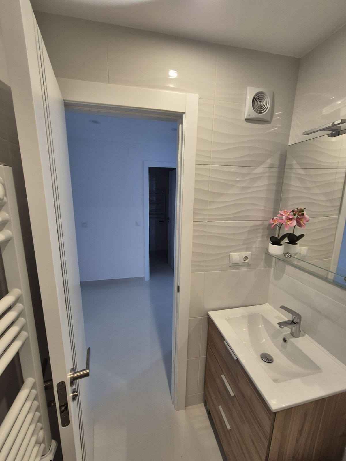 3 Bed Apartment for sale in Los Boliches Costa Del Sol, Málaga, Spain