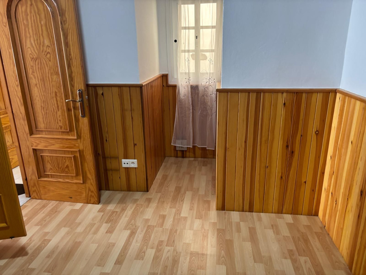 2 Bed Townhouse for sale in Estepona Costa Del Sol, Málaga, Spain