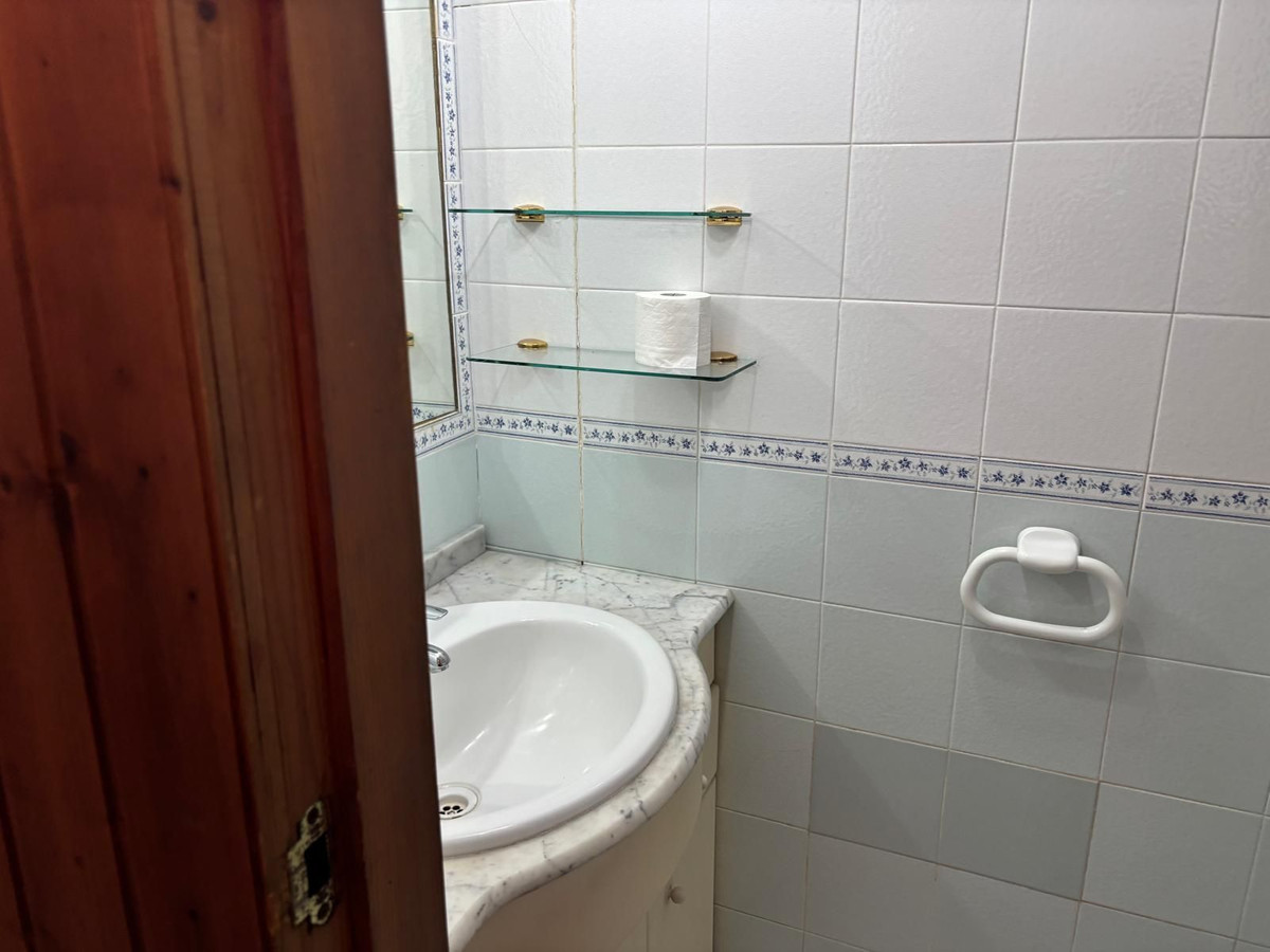 2 Bed Townhouse for sale in Estepona Costa Del Sol, Málaga, Spain