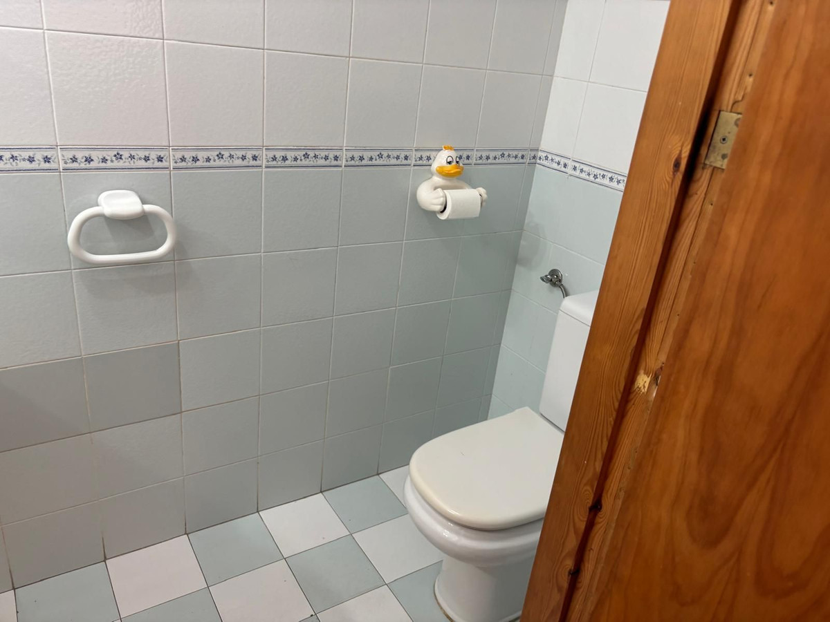 2 Bed Townhouse for sale in Estepona Costa Del Sol, Málaga, Spain