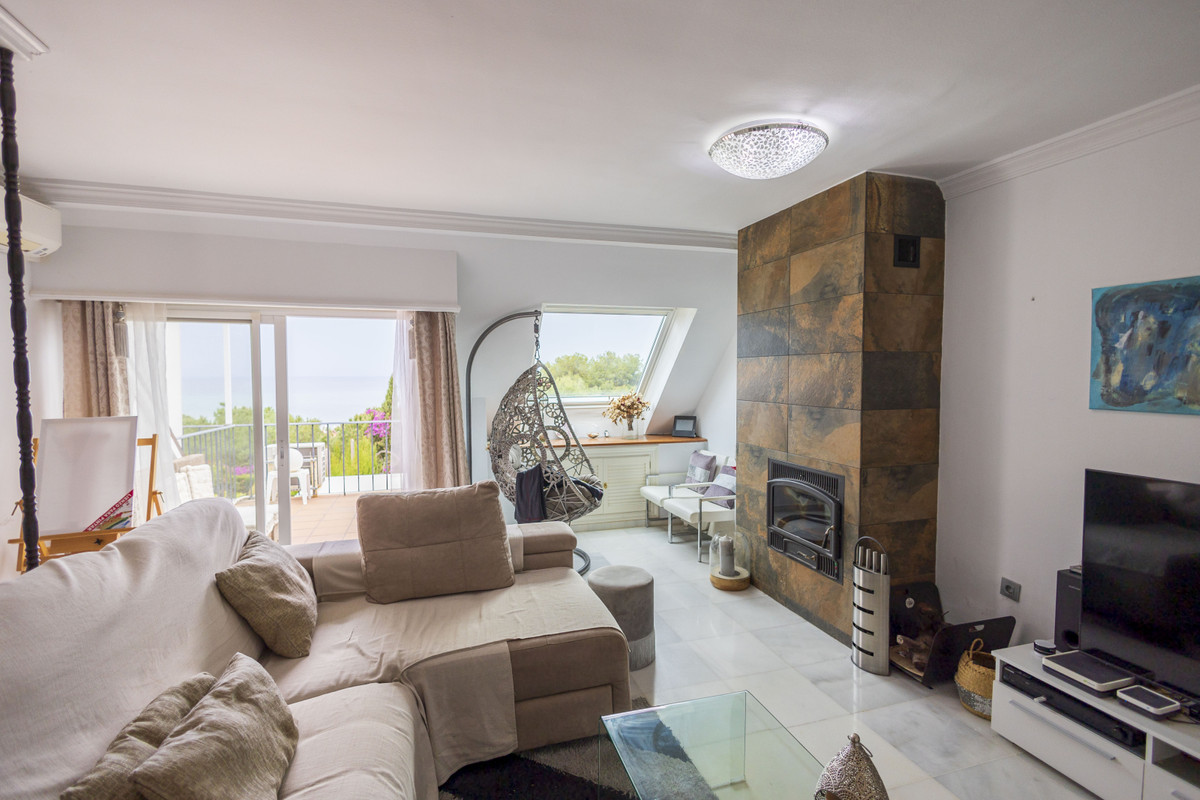 3 Bed Townhouse for sale in Estepona Costa Del Sol, Málaga, Spain