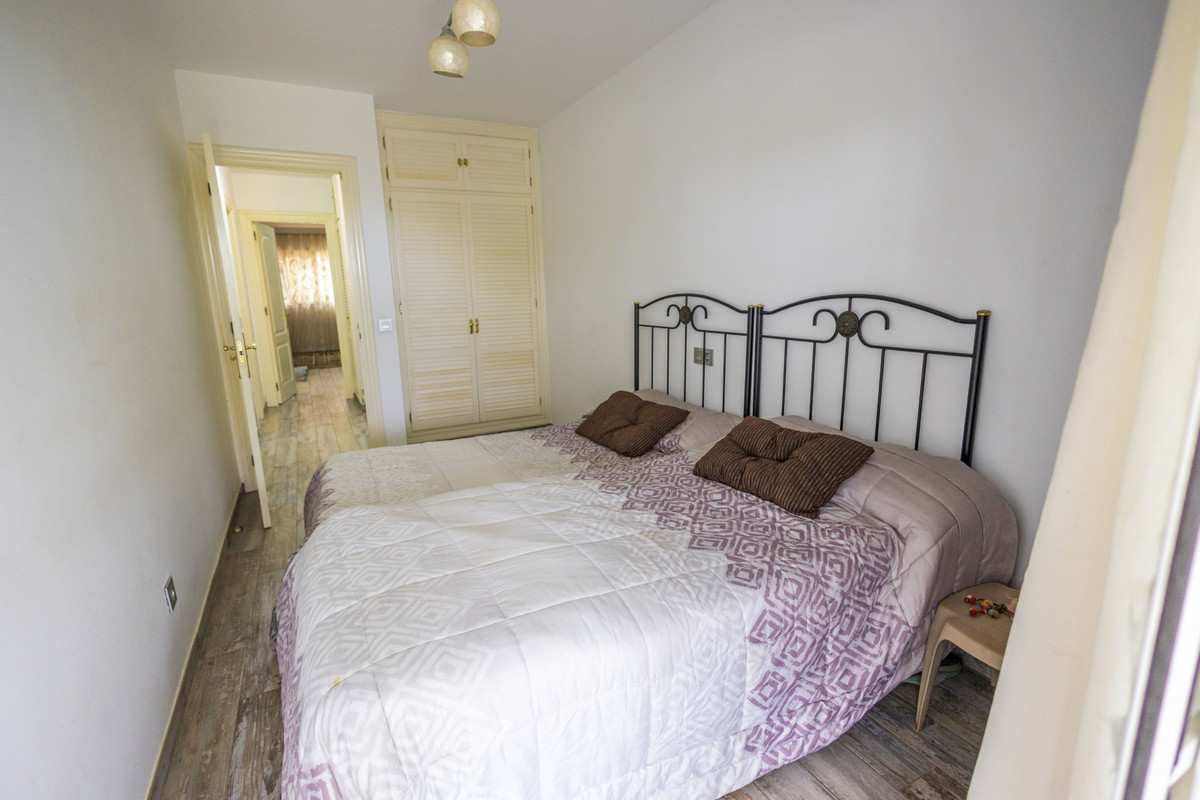 3 Bed Townhouse for sale in Estepona Costa Del Sol, Málaga, Spain