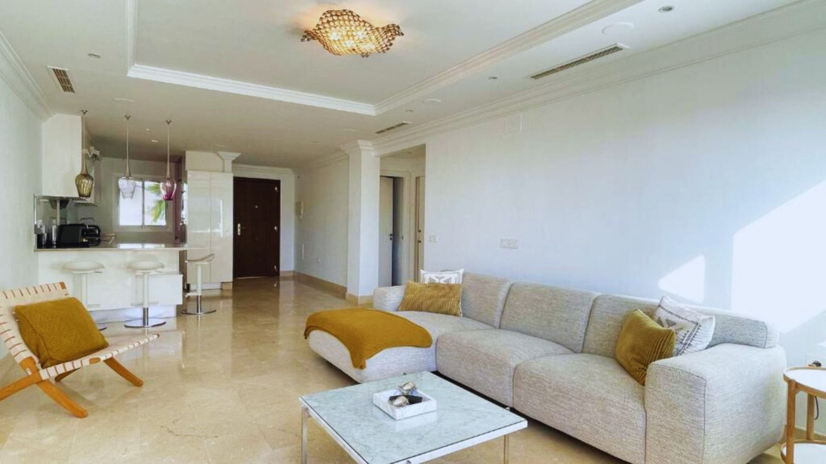 2 Bed Apartment for sale in Aloha Costa Del Sol, Málaga, Spain