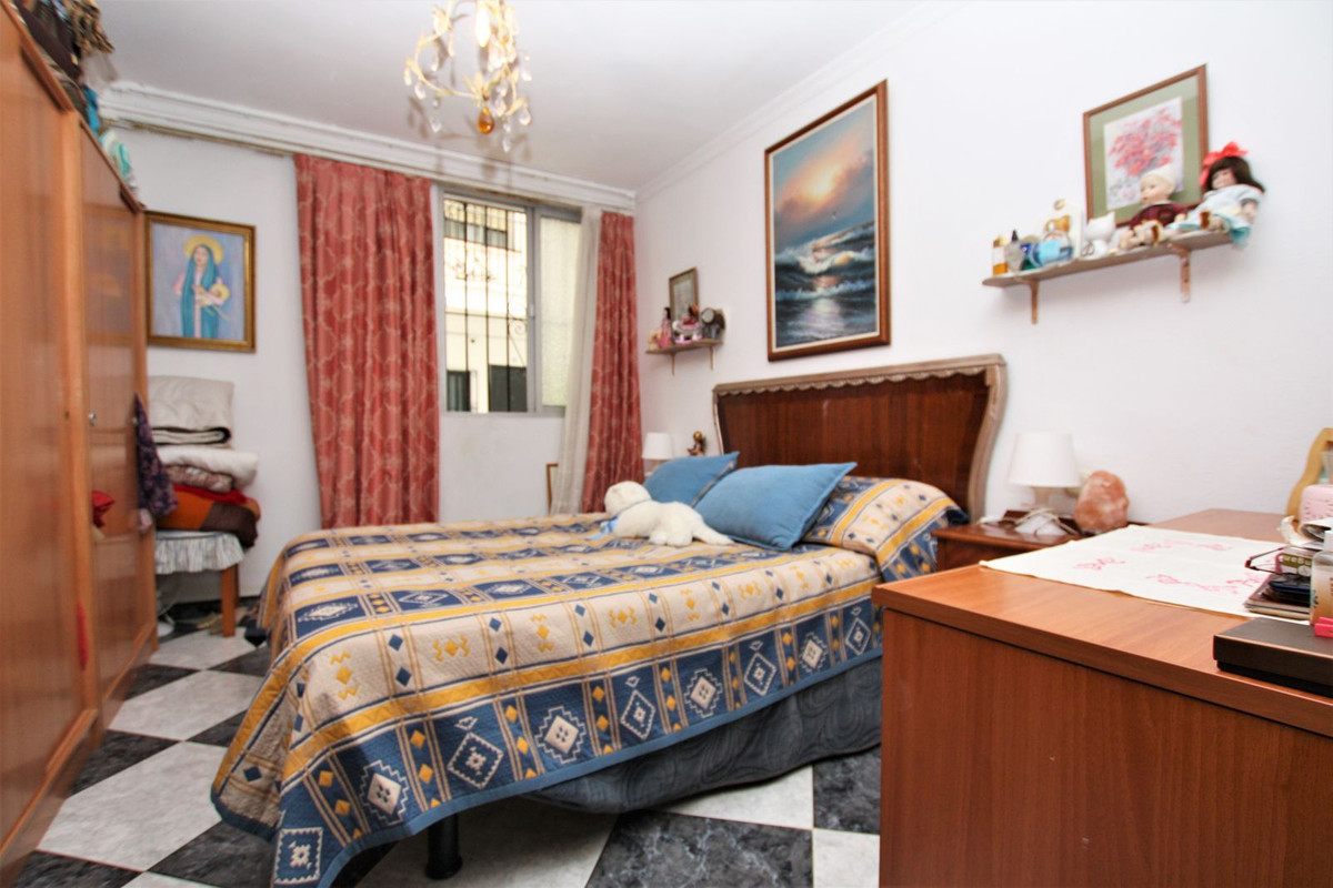 6 Bed Townhouse for sale in Marbella Costa Del Sol, Málaga, Spain