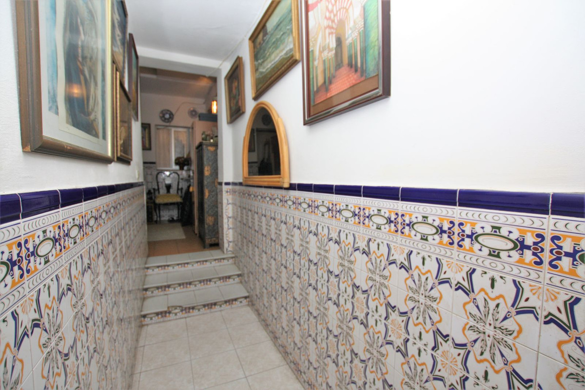 6 Bed Townhouse for sale in Marbella Costa Del Sol, Málaga, Spain