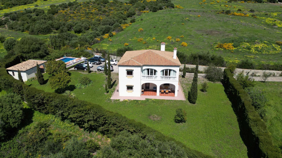 4 Bed Townhouse for sale in Estepona Costa Del Sol, Málaga, Spain