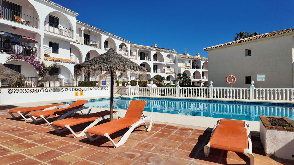 Se vende Apartamento Planta Baja de 2 dormitorios en Costa Del Sol, Málaga, España