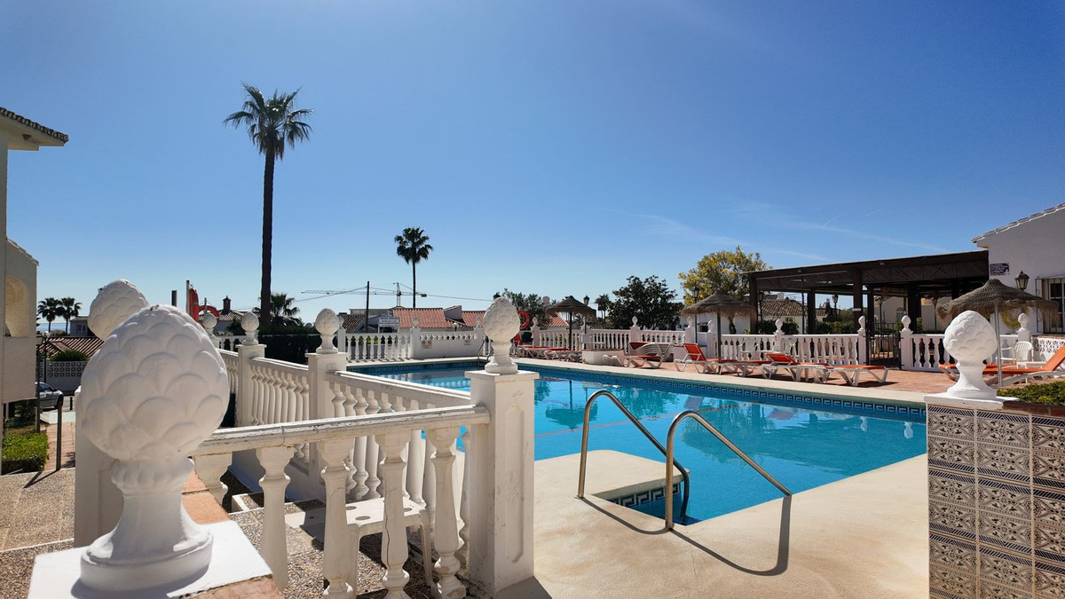 Se vende Apartamento Planta Baja de 2 dormitorios en Costa Del Sol, Málaga, España