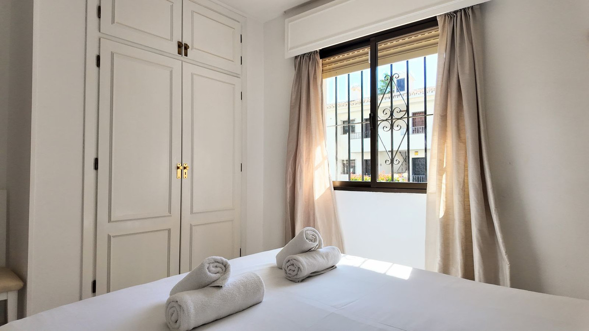 Se vende Apartamento Planta Baja de 2 dormitorios en Costa Del Sol, Málaga, España