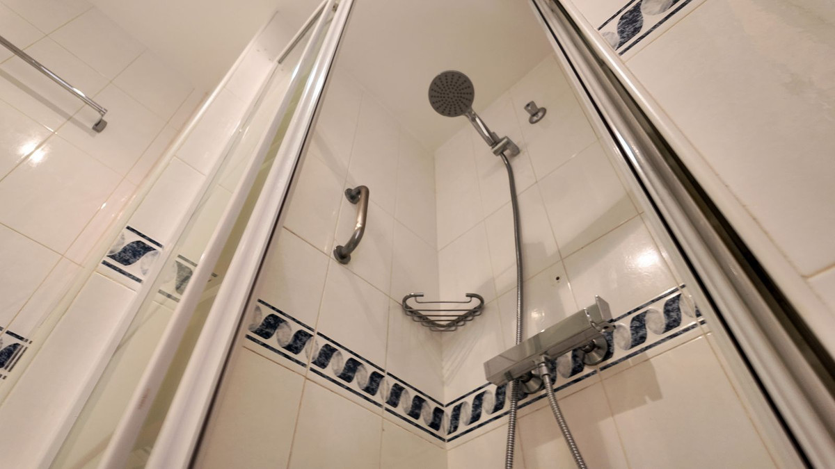 Se vende Apartamento Planta Baja de 2 dormitorios en Costa Del Sol, Málaga, España
