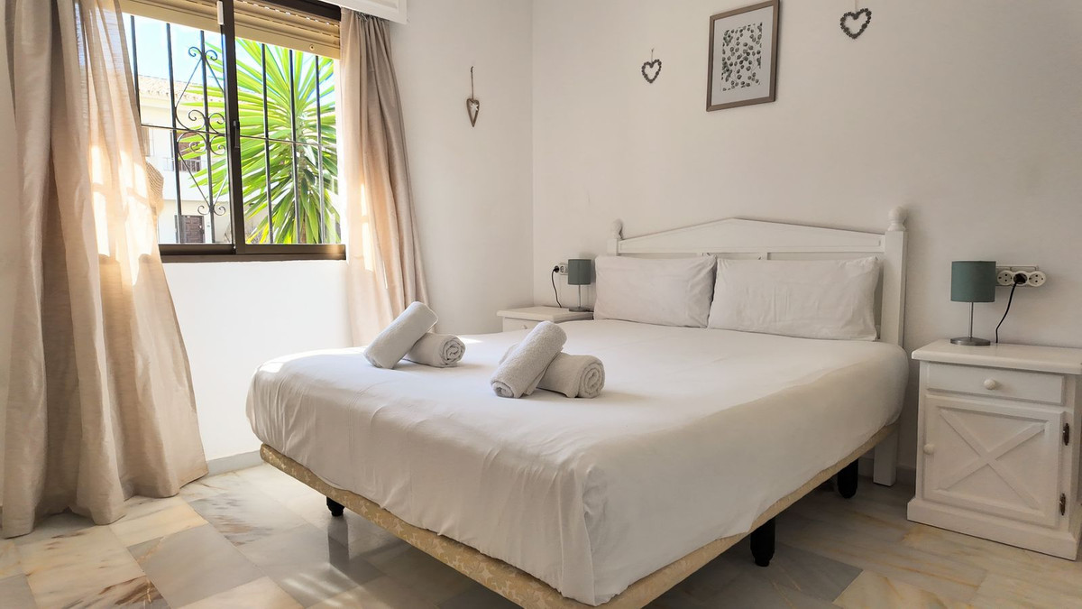 Se vende Apartamento Planta Baja de 2 dormitorios en Costa Del Sol, Málaga, España