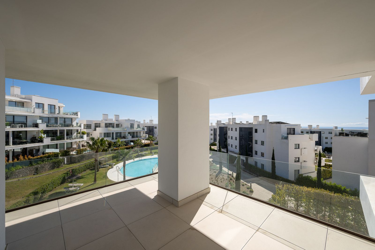 3 Bed Apartment for sale in Fuengirola Costa Del Sol, Málaga, Spain